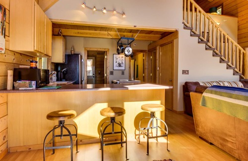 Durango - Purgatory Cabin | Idyllic Dog-Friendly Retreat with Scenic Tree-Lined Views