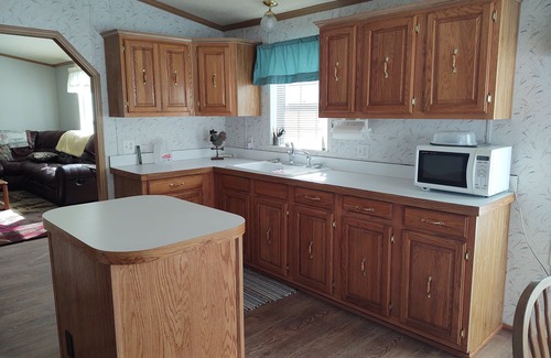 Comins House | Relax and Recharge in Northern Michigan with Family-Friendly Amenities
