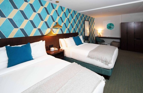 Downtown Hotel | Explore Unscripted Durham: Eco-Friendly Stay with Pool