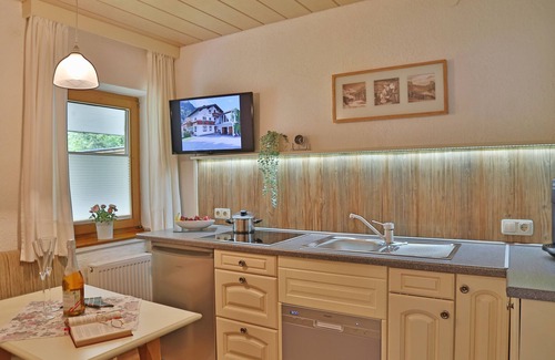 Scharnitz Apartment | Family-Friendly Retreat with Cozy Apartments for 2-3 Guests
