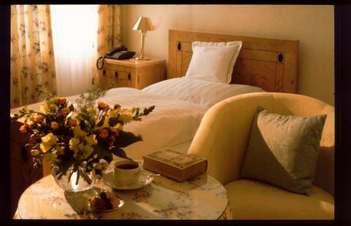 Laubach Hotel | Pet-Friendly Retreat at Unser kleines Hotel Café Göbel
