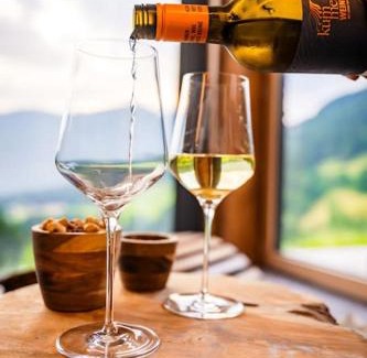 Arriach Ski Chalet | Experience Unterkircher Chalet: 4-Star Retreat with Dining