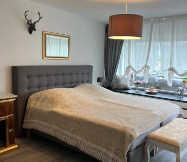 Lohrsdorf Apartment | Exceptional Stay at Unterkunft am Rotweinwanderweg