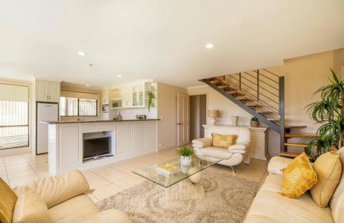 Hawley Beach House | Relax at Hawley Beach: Oceanfront Bliss with 10/10 Reviews