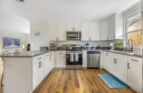 Oceanside House | Discover Oceanside's Hidden Gem - Pet and Child Friendly
