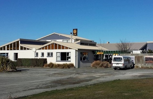 Waitaki District Apartment | Relax at Richmond Inn: Your Perfect Getaway Awaits