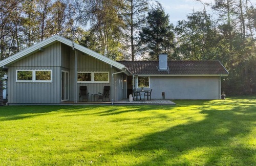 Udsholt House | Cozy Uolevi Retreat - Ocean View & Spa Just 1.3km from Sea