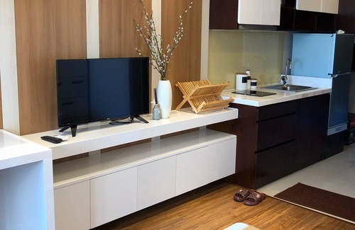 Bach Dang Riverside Apartment | Stylish Up and Down Apartment at Rivergate Centrel