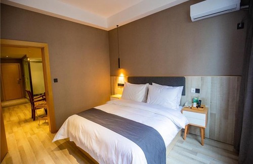 Bazhong Hotel | Budget-Friendly Stay at Up And In Sichuan Bazhong Hotel