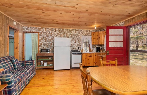 Lake Edward Township Cabin | Discover Up North Resort on Scenic Pelican Lake, Nisswa
