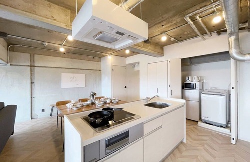 Hiroshima City Centre Apartment | Spacious House Near Peace Park with Family-Friendly Amenities