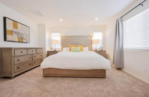 Fontana Apartment | Ideal Extended Stay with Pet-Friendly Amenities & 4-Star Comfort