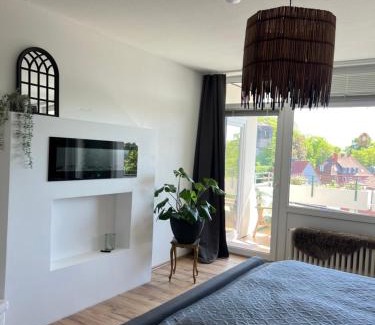 Emden Apartment | Newly Renovated Up Wulkje21 with Pet-Friendly Amenities