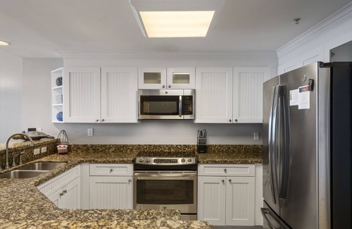 Panama City Beach Hotel | Beachfront 3BR Oasis with Ocean Views & Hot Tub Access