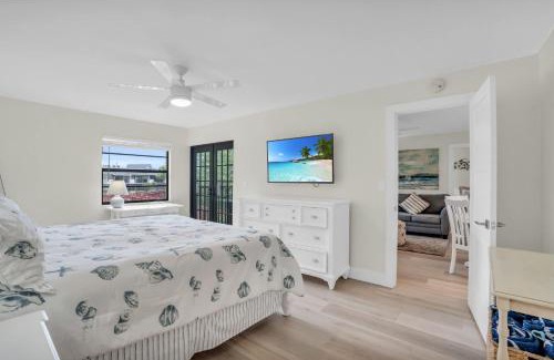 Park Shore House | Experience Updated Comfort with Beautiful Views & Pool Access