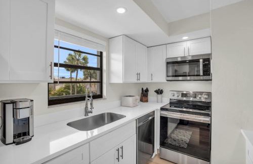 Park Shore House | Experience Updated Comfort with Beautiful Views & Pool Access