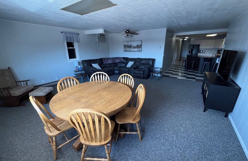 Miller Apartment | Prime Location Apartment on Main Street with Great Amenities