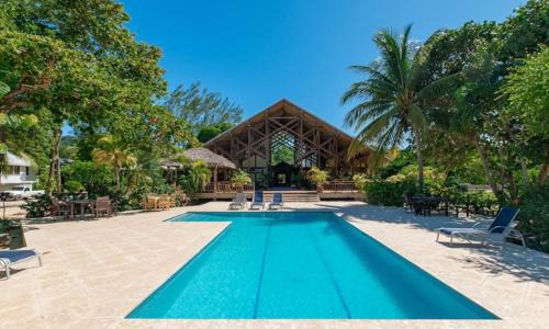 Palmetto Bay House | Idyllic Private Beachfront Retreat at Palmetto Bay Resort