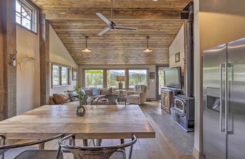 Tabernash Cabin | Inviting Cabin with Hot Tub, 11 Mi to Winter Park!