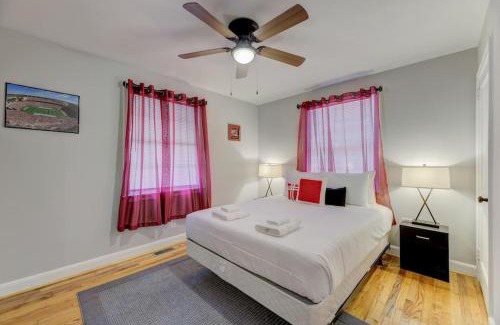 Rosewood House | Inviting Updated Columbian Cottage: Pet-Friendly Retreat