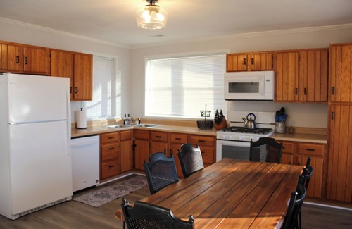 Three Rivers Cottage | Inviting Lakefront Cottage with Sandy Beach & Ocean Views