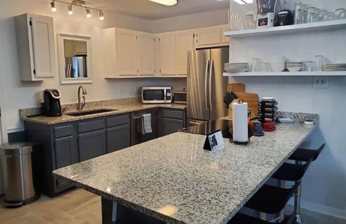 St. Marys House | Cozy 3/2 Retreat in Historic Downtown St Marys