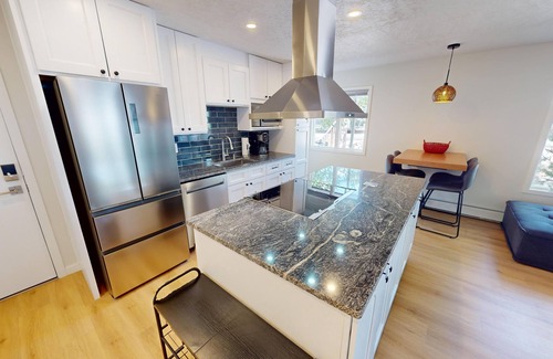 Dillon Condo | Updated End Unit In Town! Walk to Concerts, Marina, Parks, Rec Path