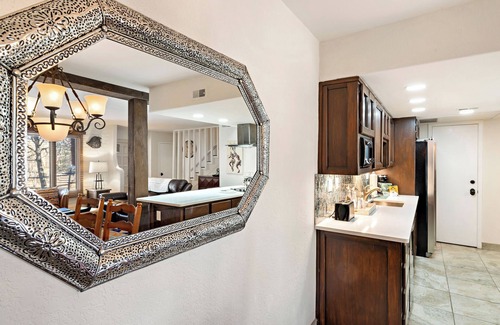 Northeast Santa Fe Hotel | Discover Fort Marcy Condo: Steps to Plaza & Great Amenities
