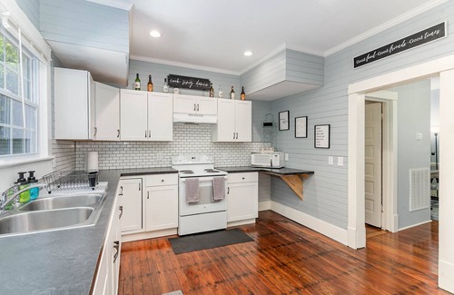 Sanford House | Historic 3B1.5B House Near Downtown with Pet-Friendly Perks