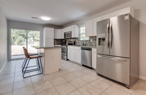 Haltom City House | Convenient Retreat 15 Minutes from Downtown Fort Worth