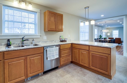 East Haven  Rutland County House | Cozy Retreat in Rutland: Near Slopes & Pet-Friendly Amenities