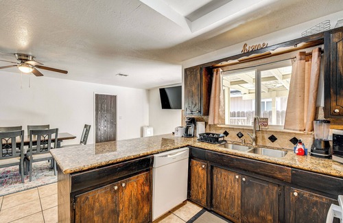 Stockton House | Updated Home in Suburbs - 10 Mi to Dtwn Stockton!