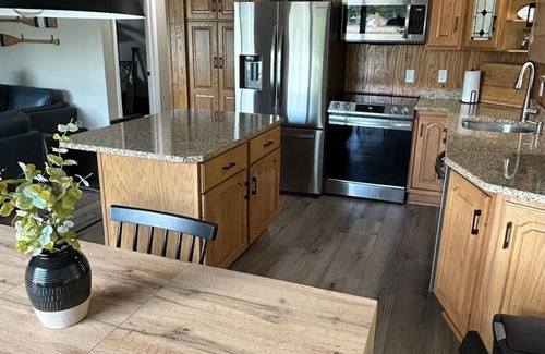 Gladwin House | Premier Lakefront House in Gladwin - Guest Rated 10/10