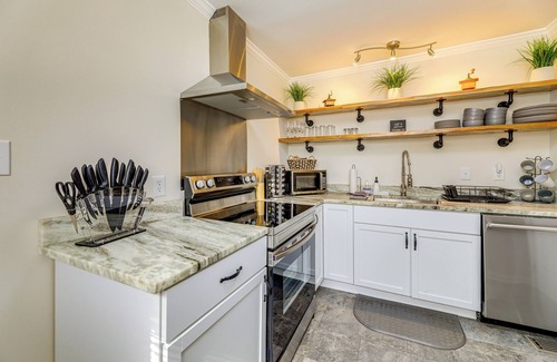 New Bern House | Pet-Friendly New Bern Home Near Historic Downtown