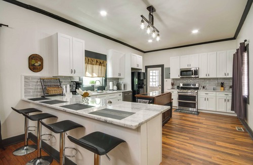 Greenwood Apartment | Guest Rated 9.4: Cozy Greenwood Cottage Apt Near Downtown