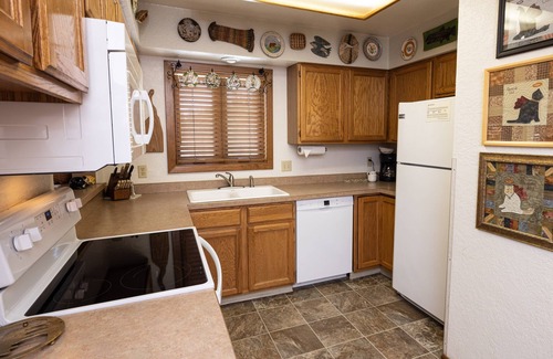 Whitefish Condo | Experience the Updated On-Mountain Condo with Pool & Spa