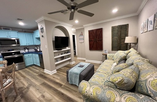 Gulf Shores Condo | Pet-Friendly Retreat Steps from West Beach with Ocean Views