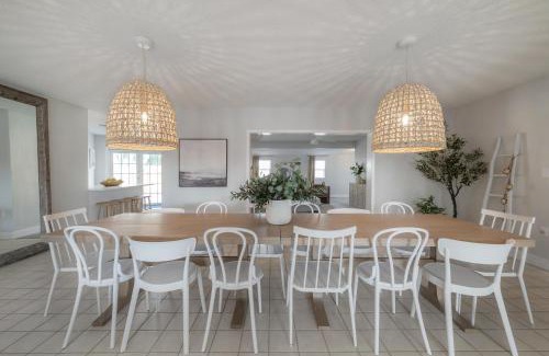 Largo House | Updated Pool Home Just 1 Mile from the Beach Awaits!
