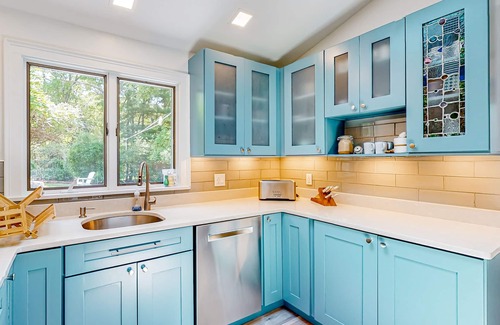 Monument Beach House | Inviting Ranch House with Deck & Yard, Steps from the Beach