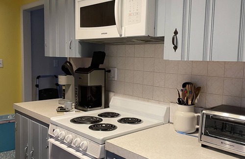 Westerly House | Tranquil Ranch Retreat Minutes from the Beach and Amenities