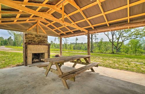 Ozark House | Pet-Friendly Studio Cabin in Ozark with Mountain Views