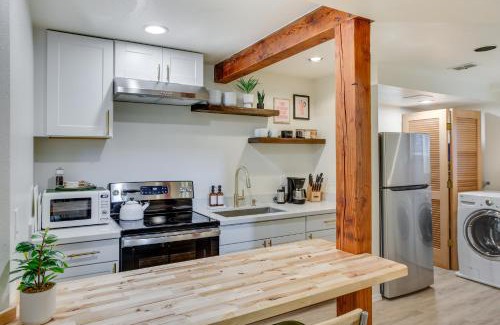 Central Tacoma House | Inviting Tacoma Home with Fire Pit - Rated 9/10 by Guests!
