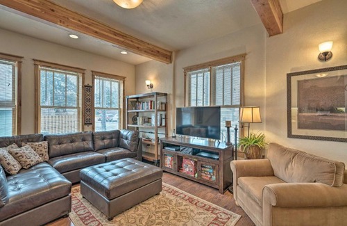 Red Lodge House | Modern Townhome with Hot Tub - Steps from Downtown Fun!