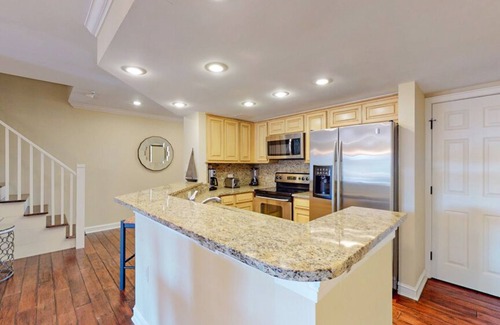 Shelter Cove Villa | Family-Friendly Villa at Shelter Cove Harbour Awaits You!