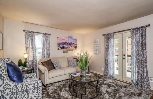 West Plaza House | Pet-Friendly Plaza One King Bedroom - Rated 9/10 by Guests