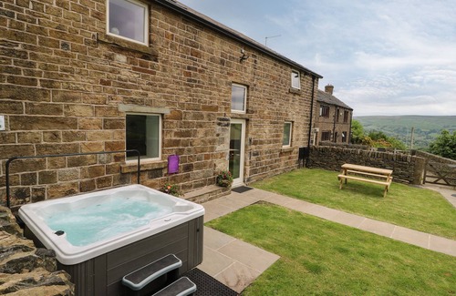 Oldham Cottage | Upper House Barn