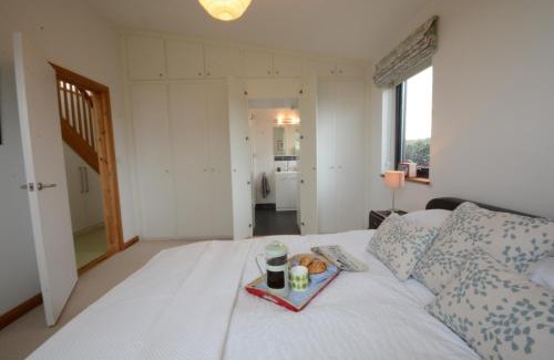 Martlesham Heath House | Pet-Friendly Retreat at Upper Lodge, Shotley - Rated 9/10