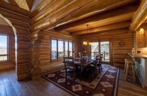 Granby House | Family-Friendly Getaway at Upper Ranch - 4-Star Experience