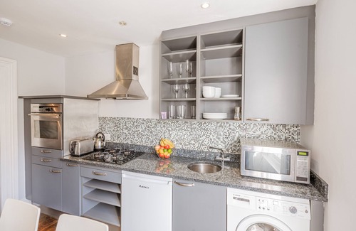 Harrogate City Centre Apartment | Pet-Friendly Upper Swan View Harrogate - 10/10 Guest Rated
