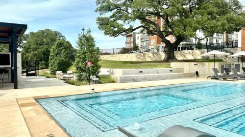 McNeil Apartment | Upscale 2 Bed Apt Pool & Gym